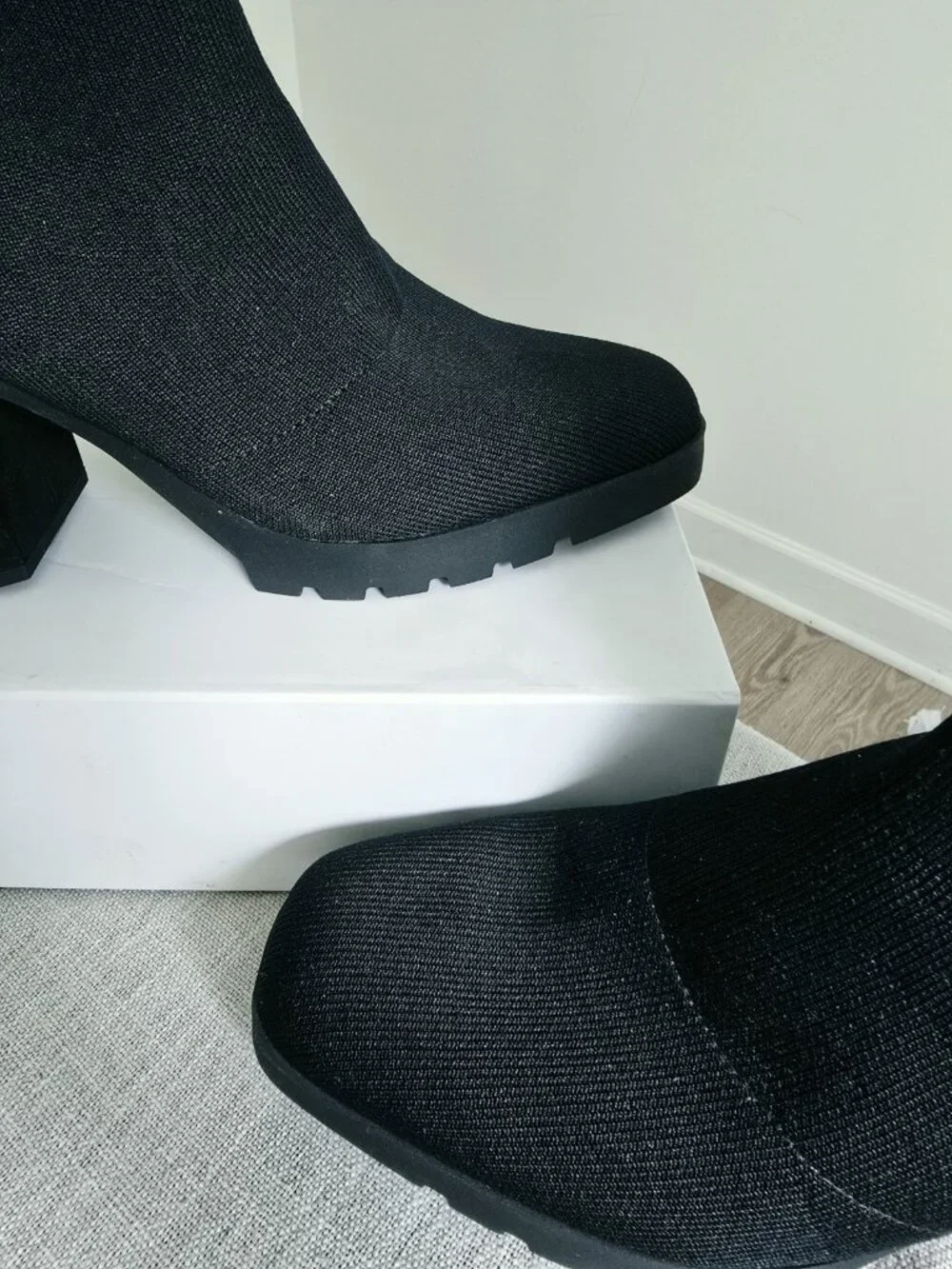 Eileen Fisher Spell Black Stretch Knit Bootie Ankle Boots 10 Shoes Block Heel